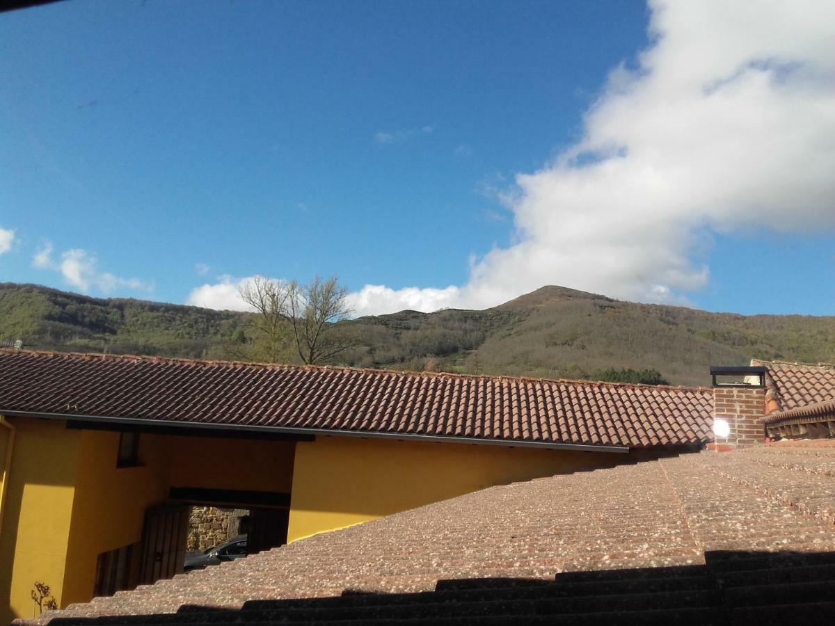 Bed and Breakfast Penasalve Villamonico Exterior foto
